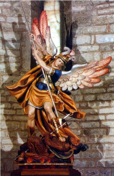 Statua di San Michele Arcangelo, chiesa di S. Micele A. Cortona AR