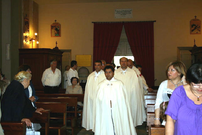 confratres alla Santa Messa